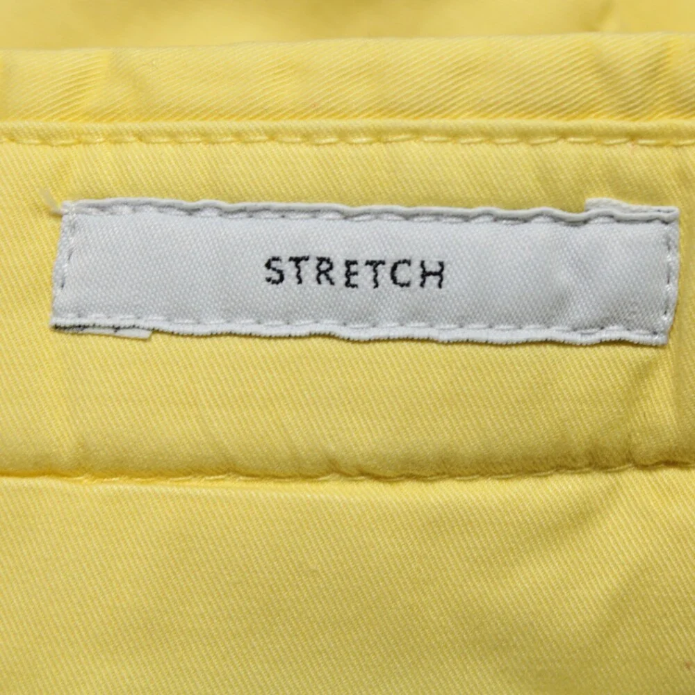 PT Torino NWT Bermuda / Casual Shorts Size 50 (34 US) Solid Yellow Cotton Blend